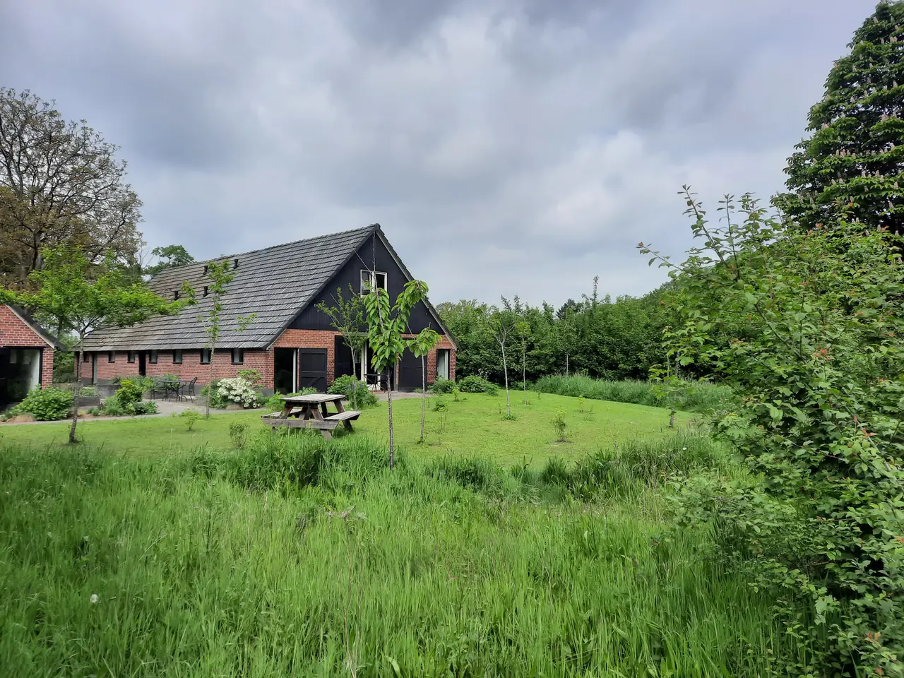 Achterzijde bijgebouw